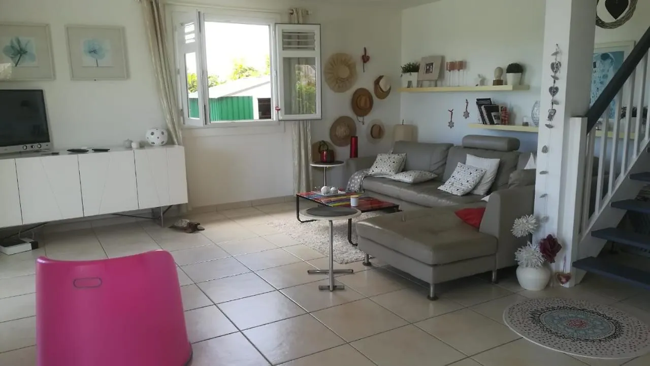 Holiday home Villa De Caractere ,3 Etoiles, Avec Piscine, Jardin Et Plage A 200M La Trinite