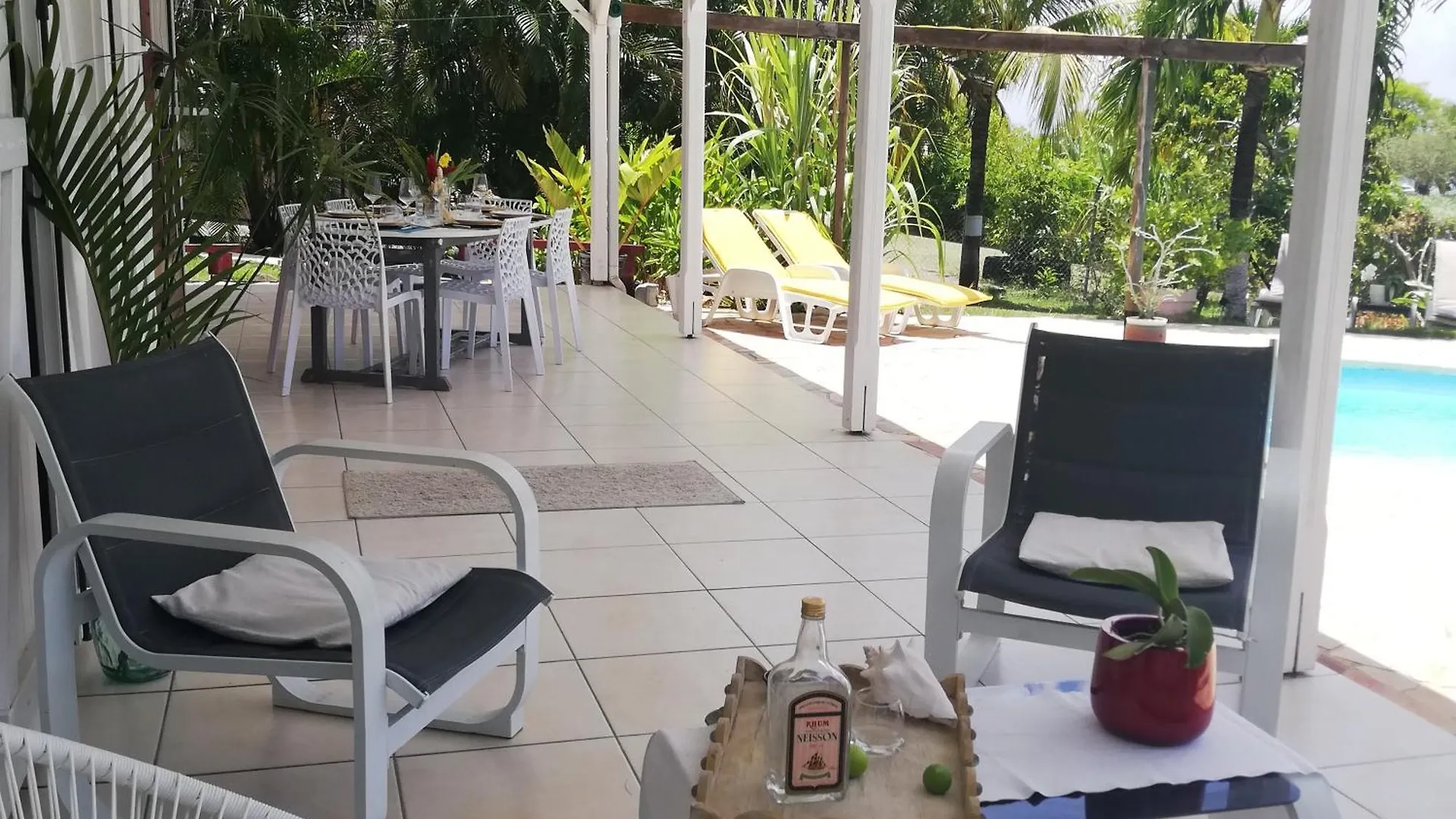 Villa De Caractere ,3 Etoiles, Avec Piscine, Jardin Et Plage A 200M La Trinite Holiday home